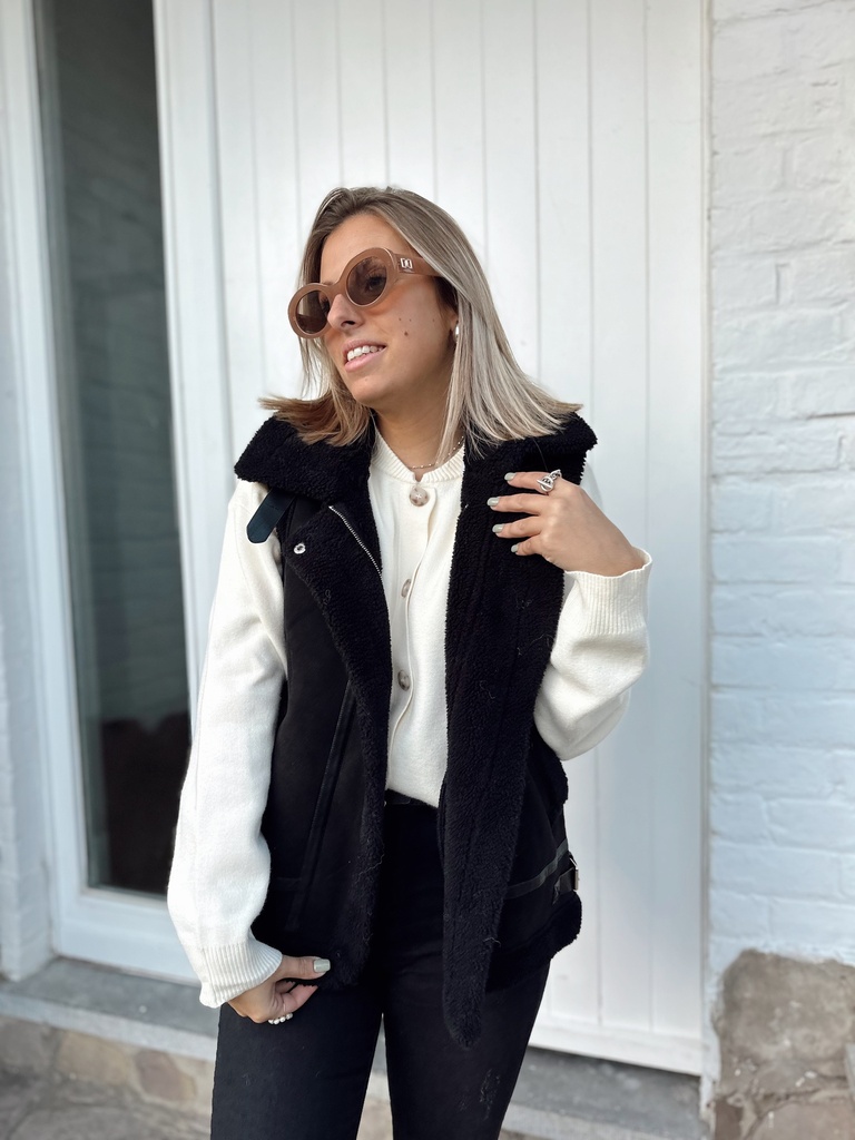 Veste Albane